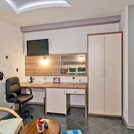 Garni Hotel Lama Kragujevac Zewnętrze zdjęcie