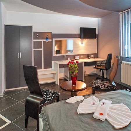 Garni Hotel Lama Kragujevac Zewnętrze zdjęcie