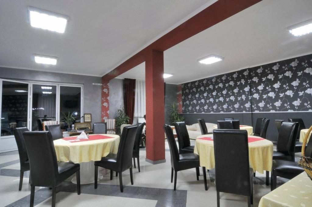 Garni Hotel Lama Kragujevac Zewnętrze zdjęcie