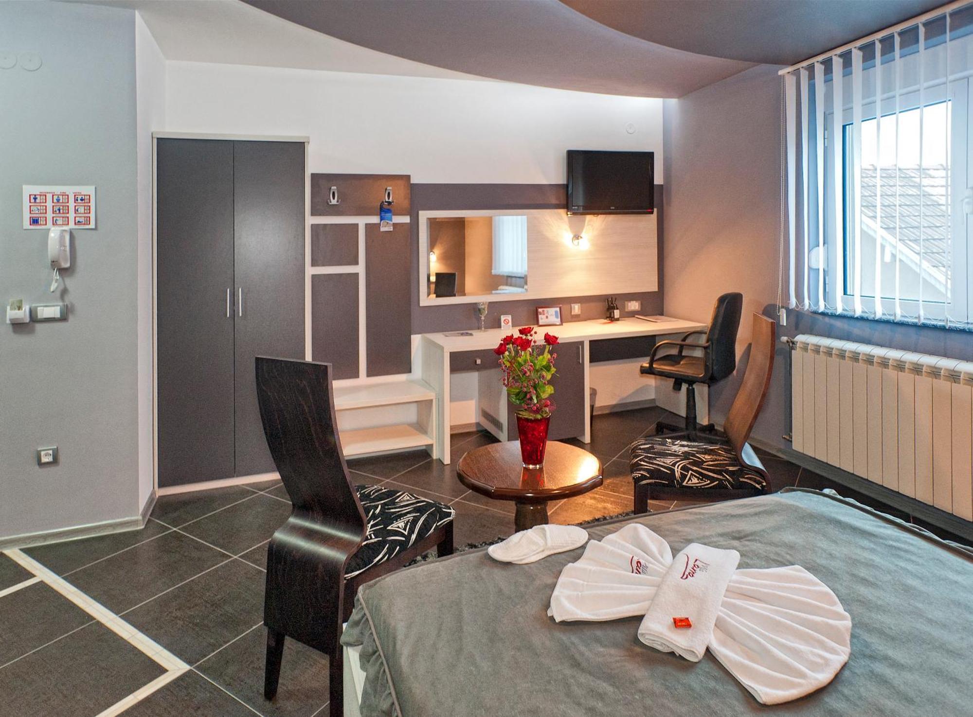 Garni Hotel Lama Kragujevac Zewnętrze zdjęcie