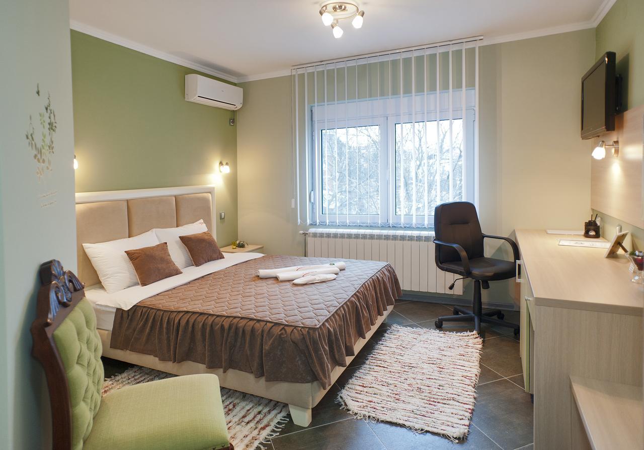 Garni Hotel Lama Kragujevac Zewnętrze zdjęcie