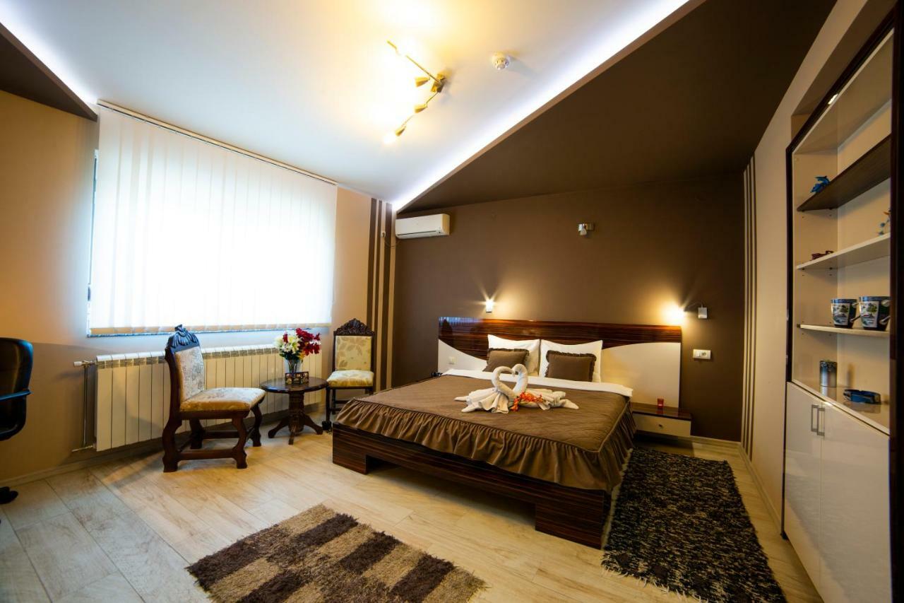 Garni Hotel Lama Kragujevac Zewnętrze zdjęcie